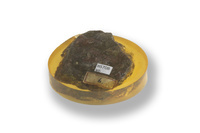 M 05708
<br/>
aardachtige rythrien en Annabergiet in nikkel-en cobaltrijk gest.
<br/>
<em></em>